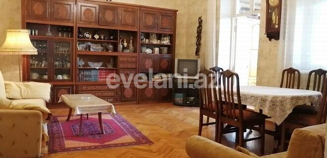 Satılır, köhnə tikili, 4 otaqlı, 117 m², Bakı, Nərimanov r, Nəriman Nərimanov m.