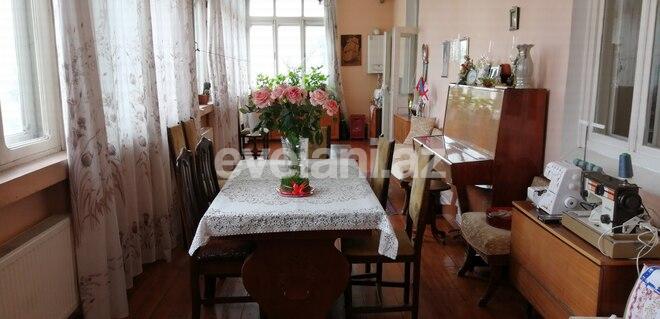 Satılır, köhnə tikili, 4 otaqlı, 117 m², Bakı, Nərimanov r, Nəriman Nərimanov m.