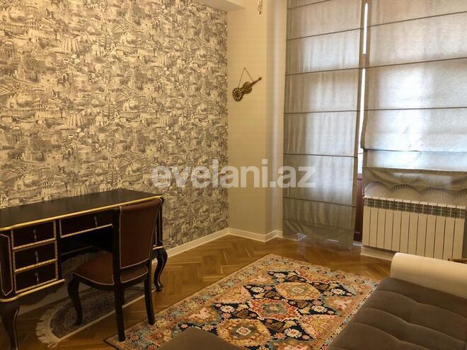 Sale, new building, 4 room, 170 m², Nasimi r.