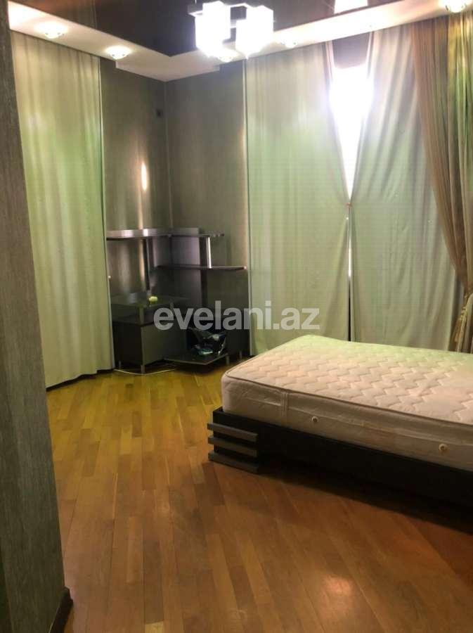 Rent, new building, 4 room, 210 m², Elmlar Akademiyası m.