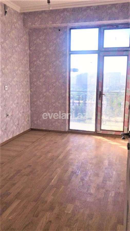 Satılır, yeni tikili, 2 otaqlı, 70 m², Neftçilər m.