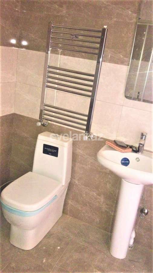 Satılır, yeni tikili, 2 otaqlı, 70 m², Neftçilər m.