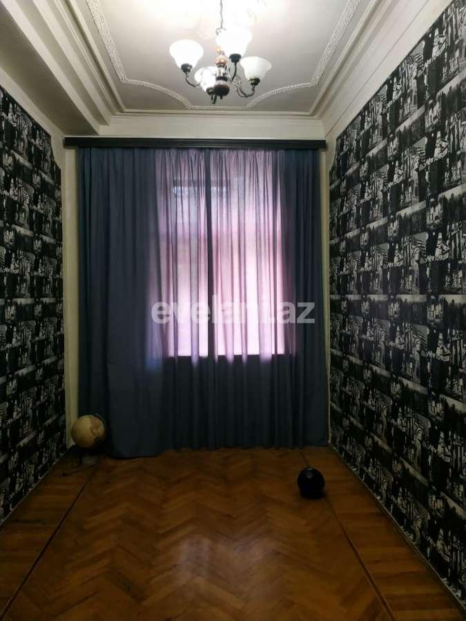 Satılır, köhnə tikili, 3 otaqlı, 80 m², Bakı, Nərimanov r, Montin q, Nəriman Nərimanov m.