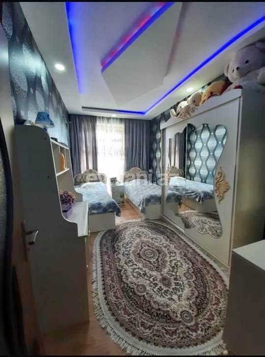 Satılır, yeni tikili, 4 otaqlı, 157 m², Bakı, Yasamal r, İnşaatçılar m.