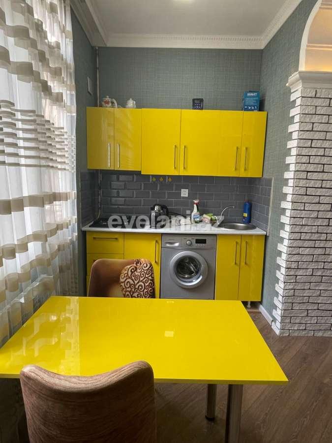 Kirayə verilir, köhnə tikili, 2 otaqlı, 60 m², Bakı, Səbail r, Sahil m.