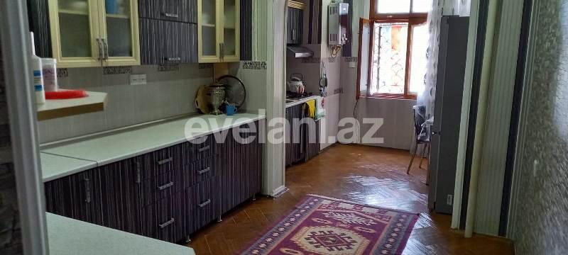 Satılır, köhnə tikili, 3 otaqlı, 120 m², Bakı, Yasamal r.