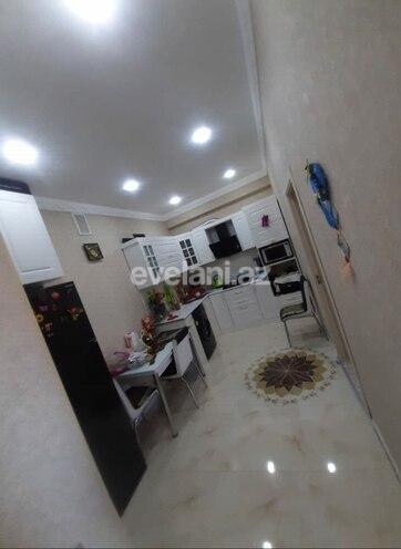 Продаётся, вторичка, 3-комнаты, 115 m², Баку, Ясамальский r, Ени Ясамал p, Иншаатчылар m.