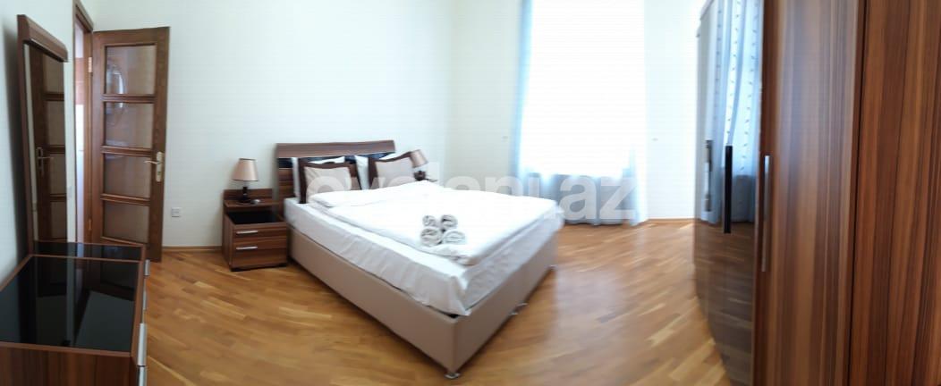 Сдаётся, вилла, 4-комнаты, 300 m², Шихов p.