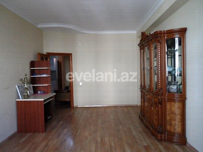 Sale, new building, 2 room, 70 m², Inshaatchilar m.