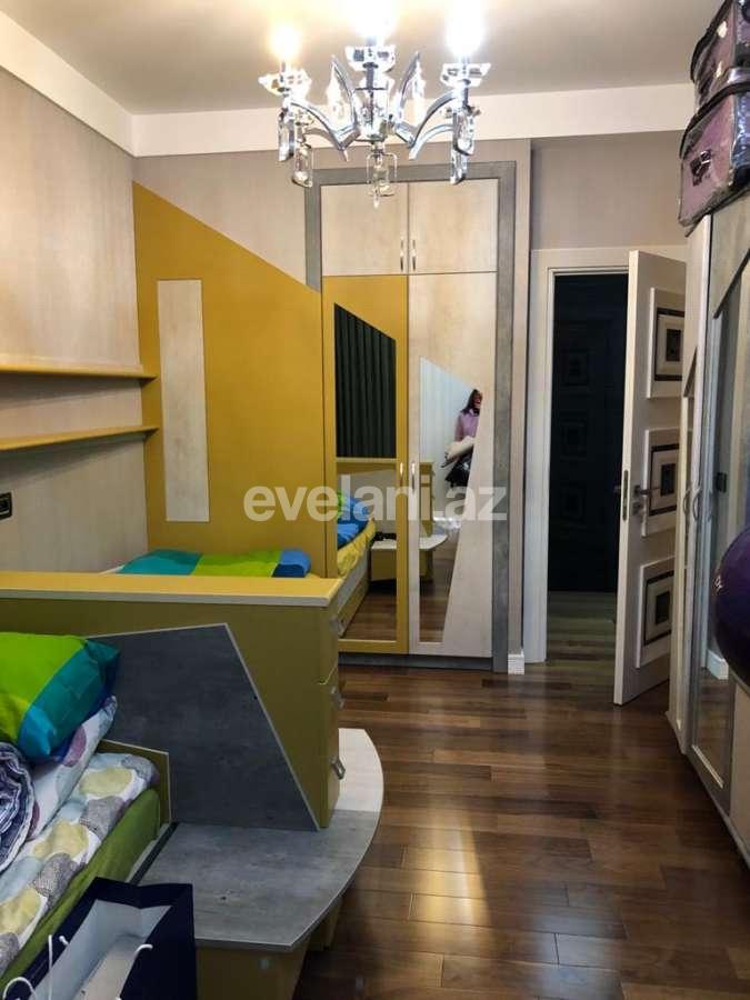 Satılır, yeni tikili, 5 otaqlı, 250 m², Elmlər Akademiyası m.