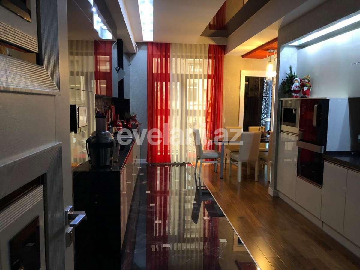 Satılır, yeni tikili, 5 otaqlı, 250 m², Elmlər Akademiyası m.