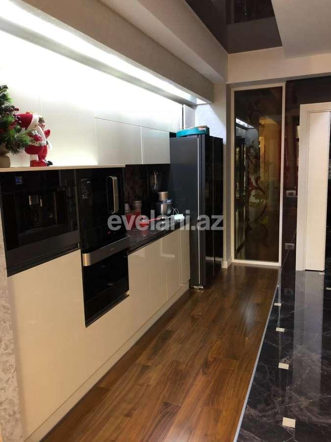 Satılır, yeni tikili, 5 otaqlı, 250 m², Elmlər Akademiyası m.