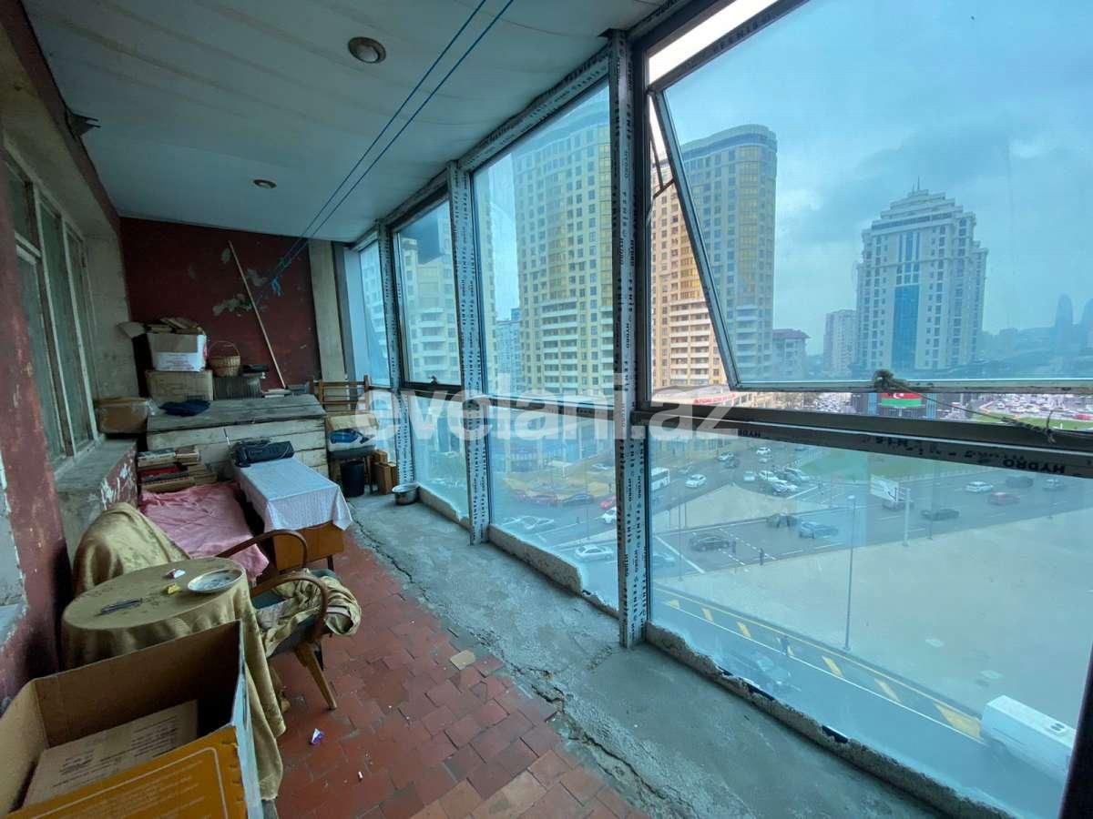 Sale, old building, 2 room, 68 m², Baku, Yasamal r, Yasamal d, Nizami m.