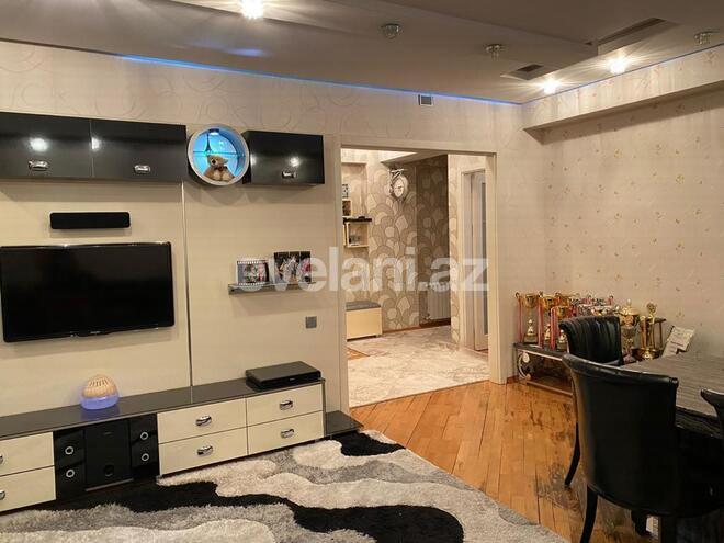 Satılır, yeni tikili, 3 otaqlı, 130 m², Bakı, Yasamal r, Yeni Yasamal q, İnşaatçılar m.