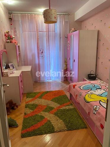 Satılır, yeni tikili, 3 otaqlı, 130 m², Bakı, Yasamal r, Yeni Yasamal q, İnşaatçılar m.