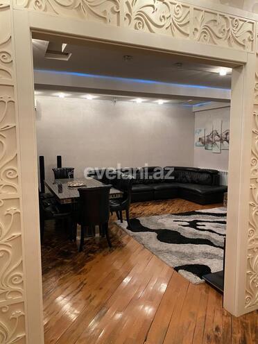 Satılır, yeni tikili, 3 otaqlı, 130 m², Bakı, Yasamal r, Yeni Yasamal q, İnşaatçılar m.