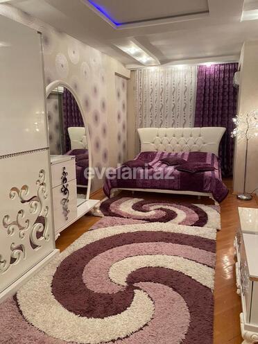 Satılır, yeni tikili, 3 otaqlı, 130 m², Bakı, Yasamal r, Yeni Yasamal q, İnşaatçılar m.