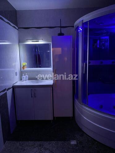 Satılır, yeni tikili, 3 otaqlı, 130 m², Bakı, Yasamal r, Yeni Yasamal q, İnşaatçılar m.