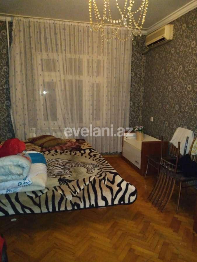 Sale, old building, 1 room, 45 m², Inshaatchilar m.