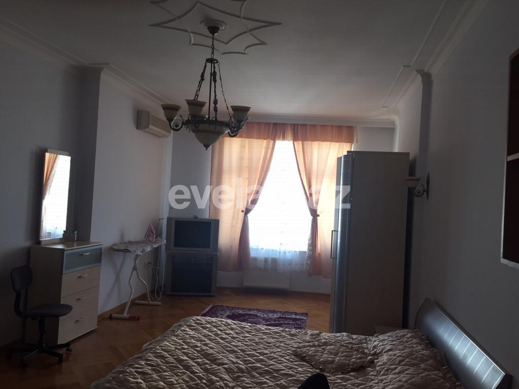 Kirayə verilir, yeni tikili, 4 otaqlı, 236 m², 28 may m.