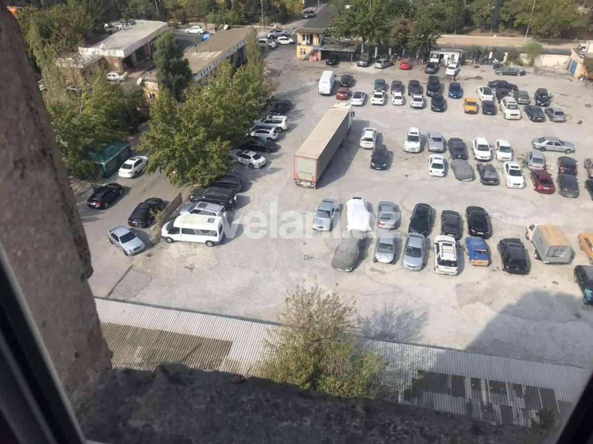 Satılır, köhnə tikili, 2 otaqlı, 60 m², Bakı, Nizami r, Xalqlar Dostluğu m.