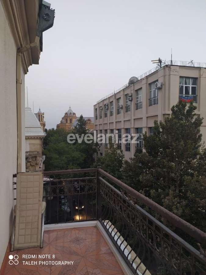 Kirayə verilir, köhnə tikili, 3 otaqlı, 180 m², Bakı, Səbail r, Sahil m.
