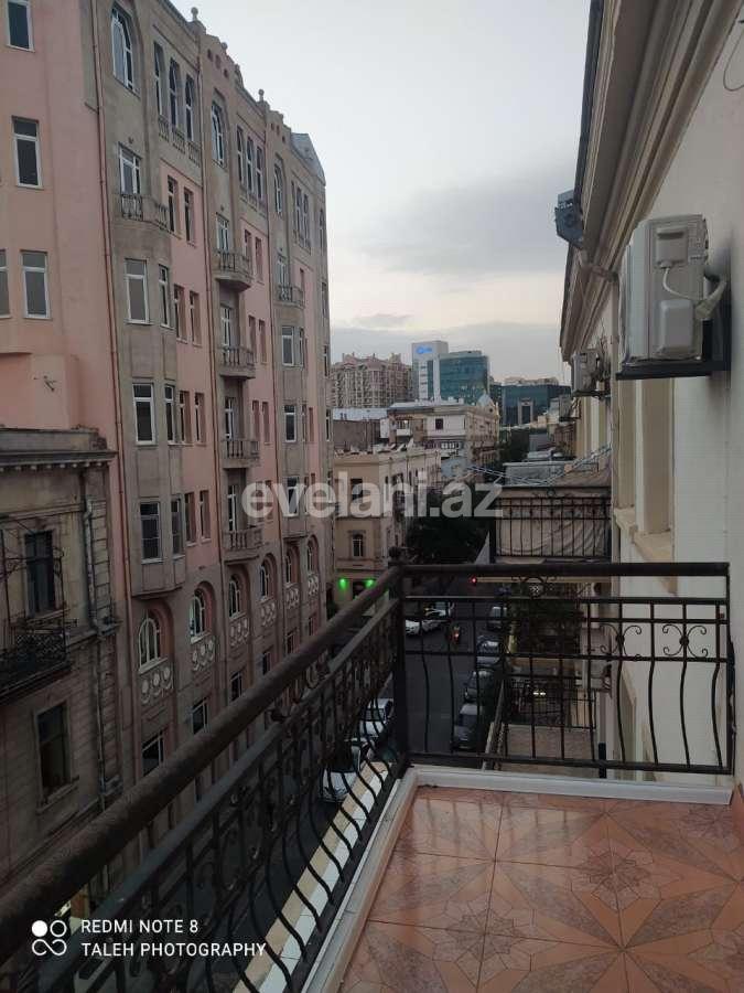 Kirayə verilir, köhnə tikili, 3 otaqlı, 180 m², Bakı, Səbail r, Sahil m.