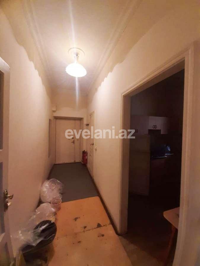 Satılır, köhnə tikili, 2 otaqlı, 80 m², Bakı, Səbail r, İçəri Şəhər m.