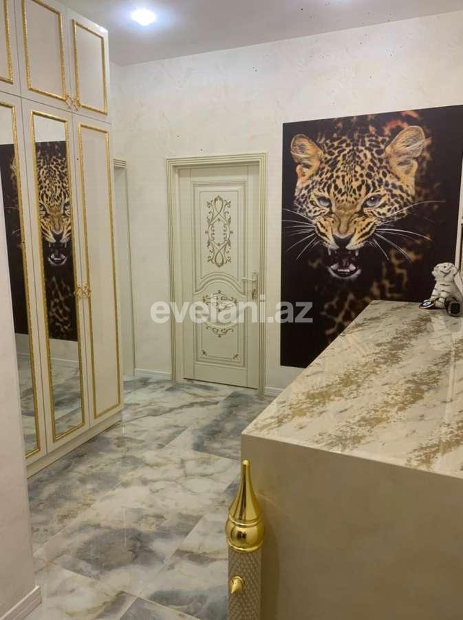 Satılır, yeni tikili, 2 otaqlı, 68 m², Azadlıq prospekti m.