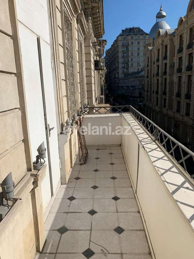 Rent, office, 6 room, 380 m², Sahil m.