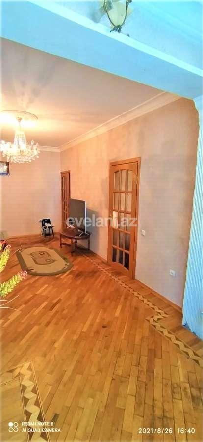 Sale, old building, 2 room, 55 m², Azadlig prospekti m.