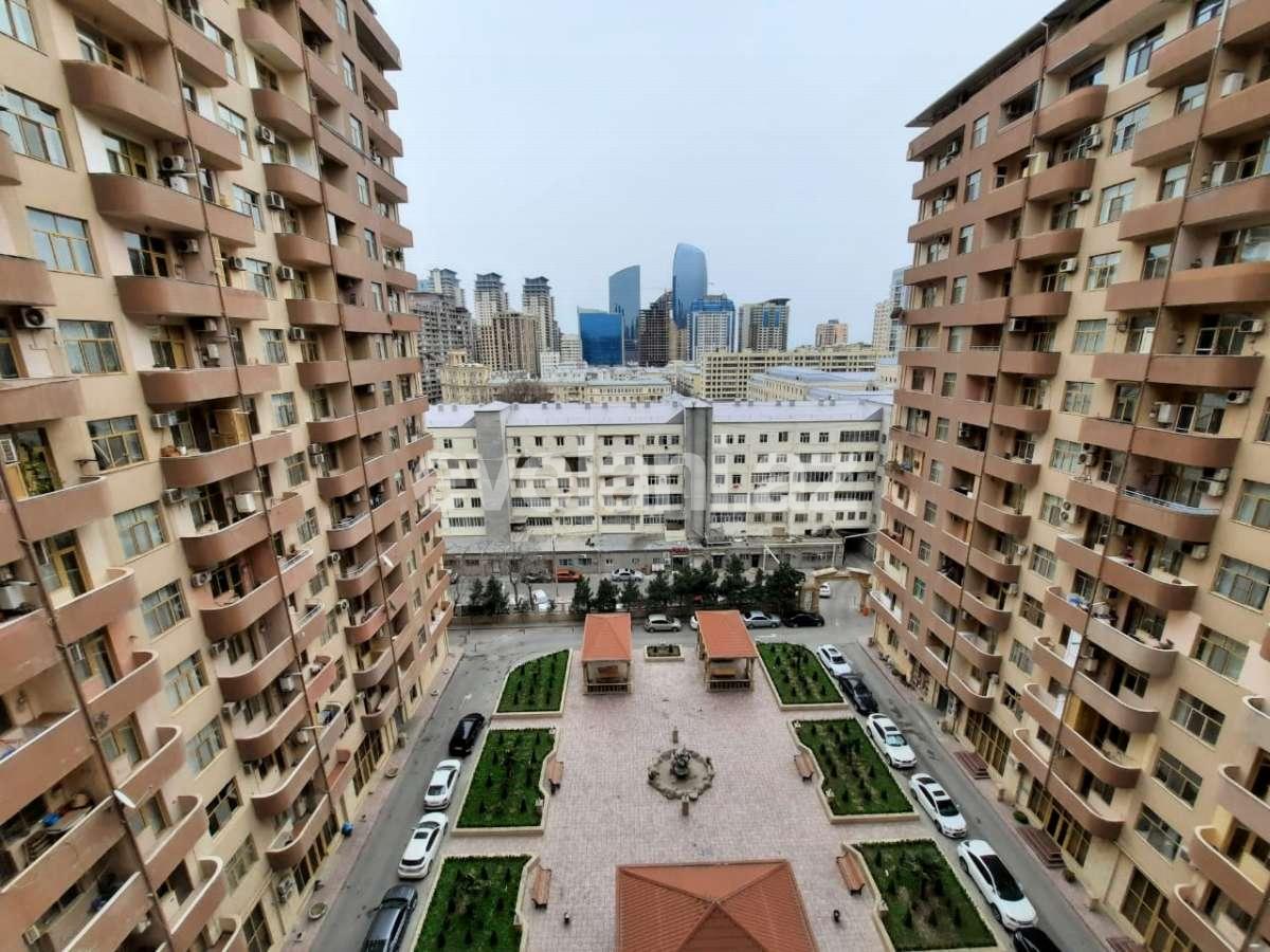 Satılır, yeni tikili, 4 otaqlı, 196 m², Bakı, Nəsimi r, 28 may m.