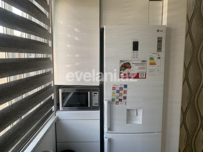 Satılır, köhnə tikili, 2 otaqlı, 60 m², Bakı, Binəqədi r, Azadlıq prospekti m.