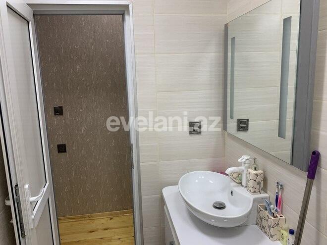 Satılır, köhnə tikili, 2 otaqlı, 60 m², Bakı, Binəqədi r, Azadlıq prospekti m.