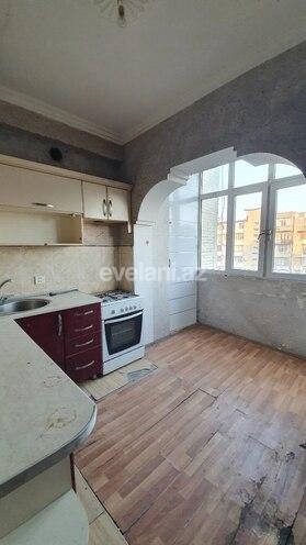 Продаётся, вторичка, 5-комнаты, 125 m², Баку, Бинагадинский r, Азадлыг проспекти m.