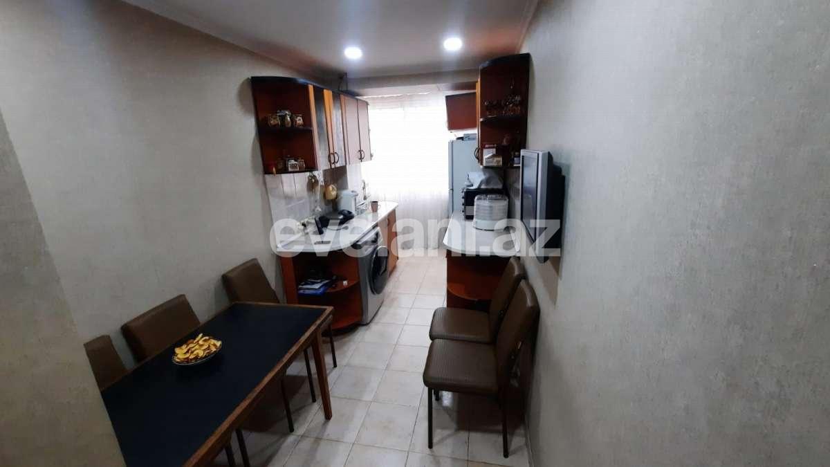 Satılır, köhnə tikili, 2 otaqlı, 70 m², Bakı, Nəsimi r, 28 may m.