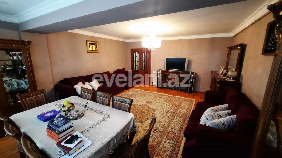 Satılır, köhnə tikili, 2 otaqlı, 70 m², Bakı, Nəsimi r, 28 may m.