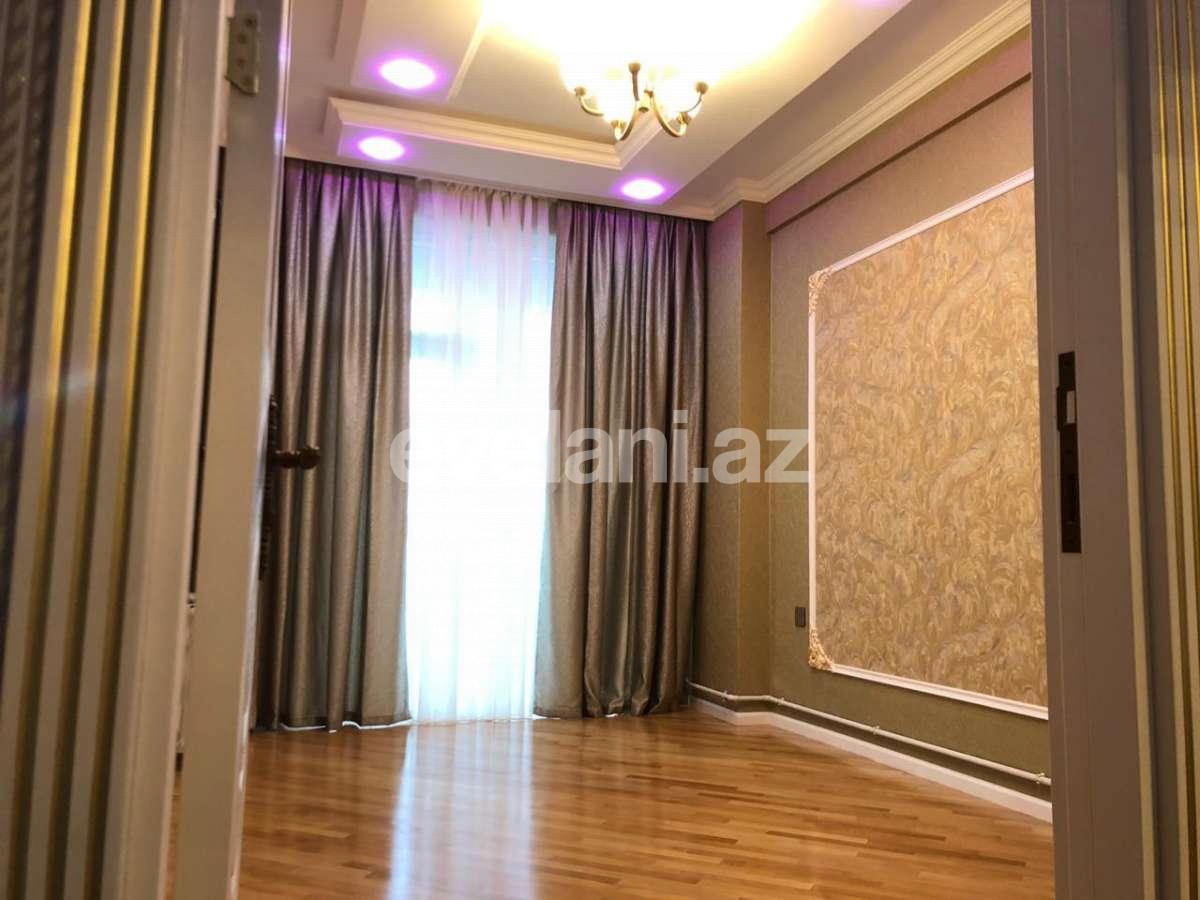Satılır, yeni tikili, 2 otaqlı, 60 m², Bakı, Nizami r, Qara Qarayev m.