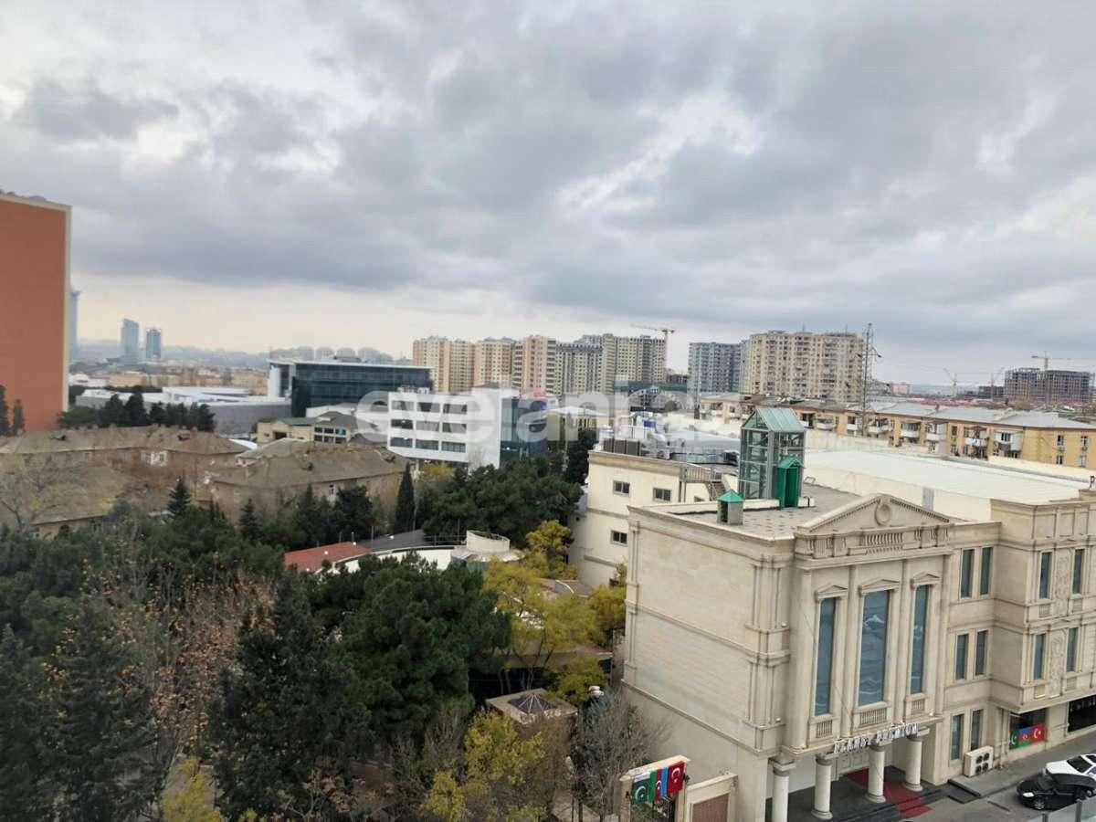 Satılır, yeni tikili, 2 otaqlı, 60 m², Bakı, Nizami r, Qara Qarayev m.