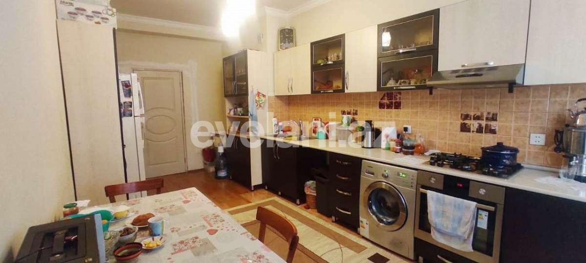 Satılır, yeni tikili, 3 otaqlı, 140 m², Bakı, Nəsimi r, 8 Noyabr m.