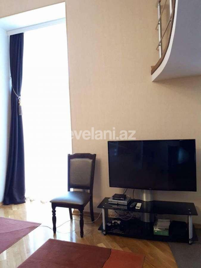 Satılır, köhnə tikili, 3 otaqlı, 105 m², Bakı, Nəsimi r, Sahil m.