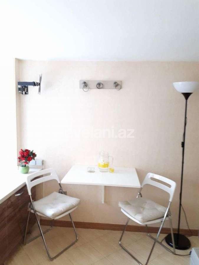 Satılır, köhnə tikili, 3 otaqlı, 105 m², Bakı, Nəsimi r, Sahil m.