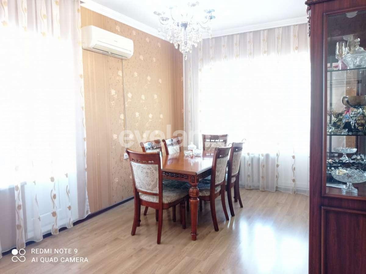 Satılır, köhnə tikili, 110 otaqlı, 110 m², Bakı, Nəsimi r, Azadlıq prospekti m.