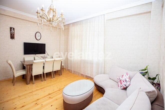 Satılır, yeni tikili, 2 otaqlı, 90 m², İnşaatçılar m.