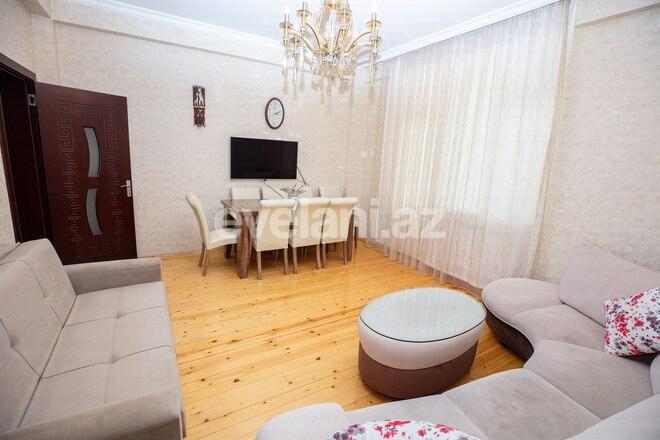Satılır, yeni tikili, 2 otaqlı, 90 m², İnşaatçılar m.
