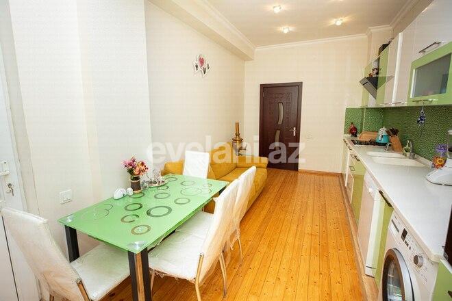 Satılır, yeni tikili, 2 otaqlı, 90 m², İnşaatçılar m.