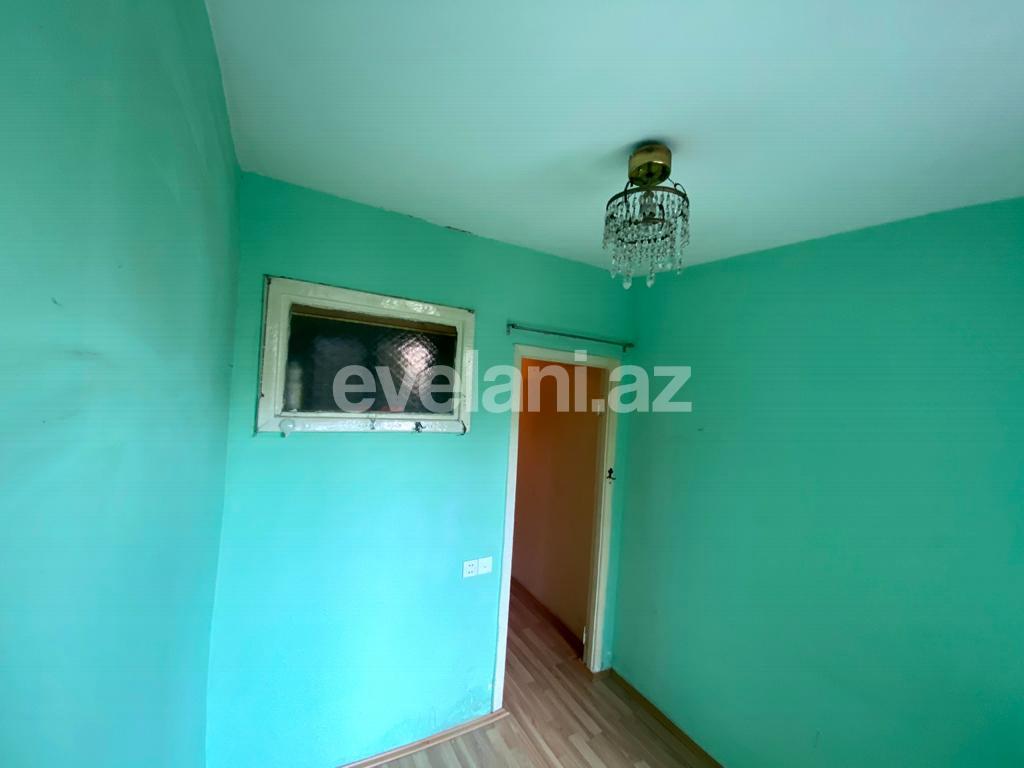 Satılır, köhnə tikili, 2 otaqlı, 40 m², İnşaatçılar m.