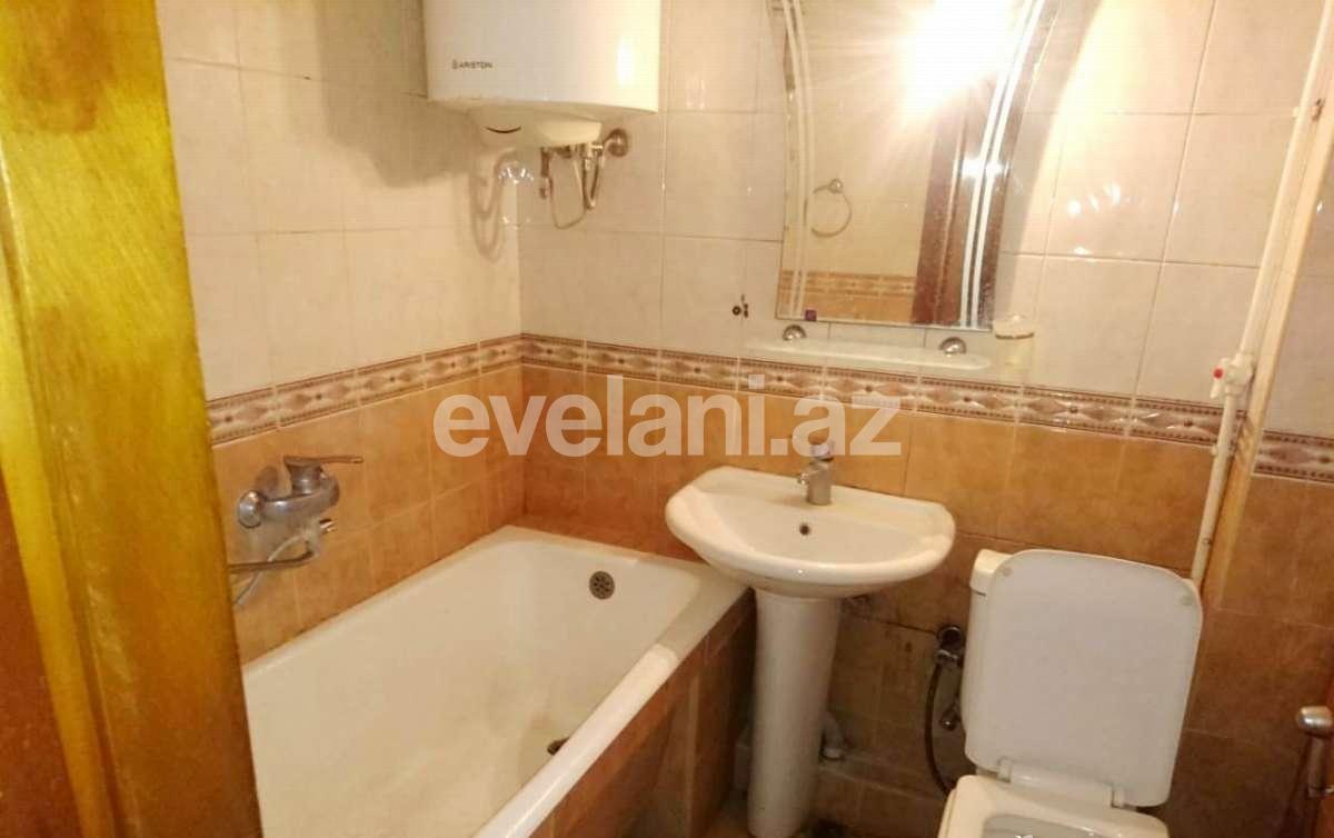Sale, old building, 2 room, 52 m², Elmlar Akademiyası m.