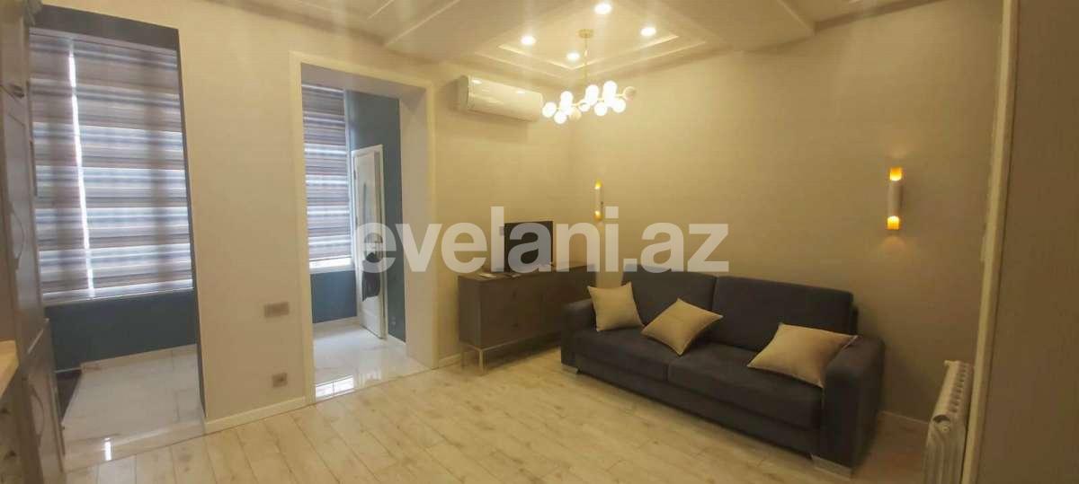 Satılır, köhnə tikili, 3 otaqlı, 70 m², Sahil m.