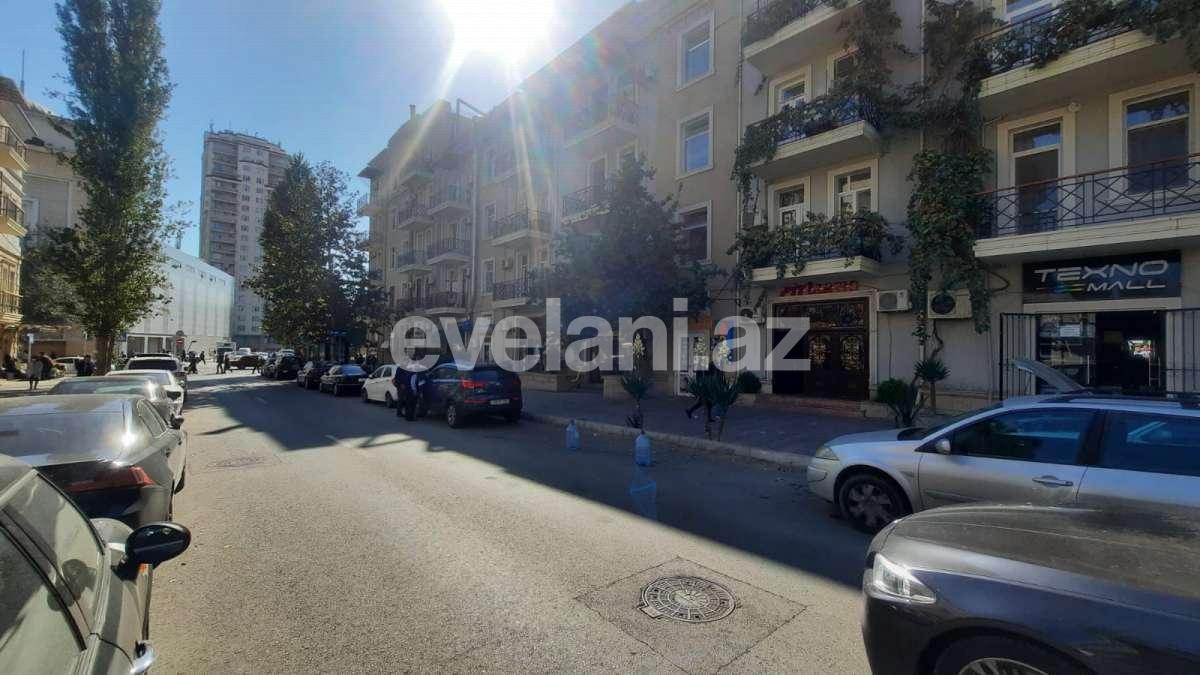 Продаётся, вторичка, 4-комнаты, 160 m², 28 мая m.